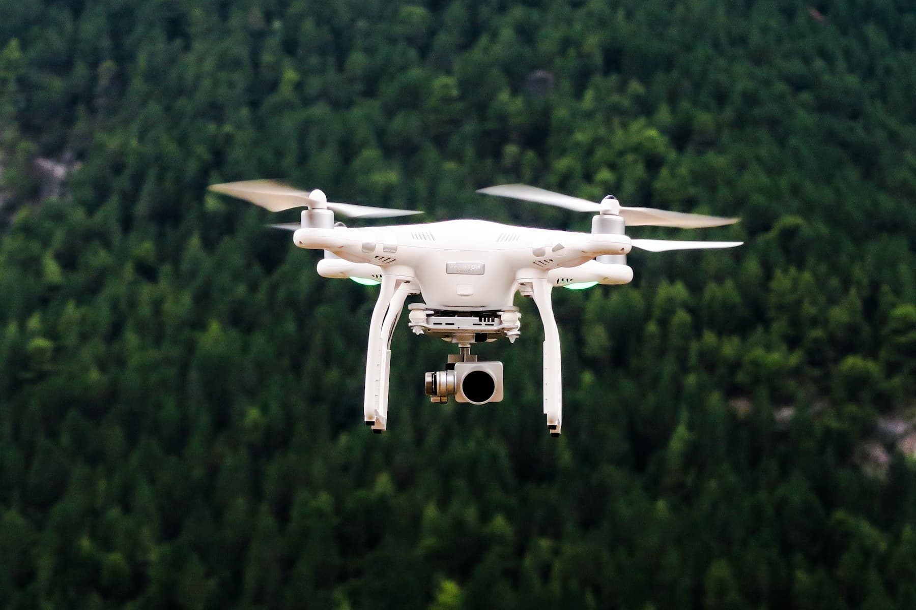 DJI Phantom drone + 2 batteries
