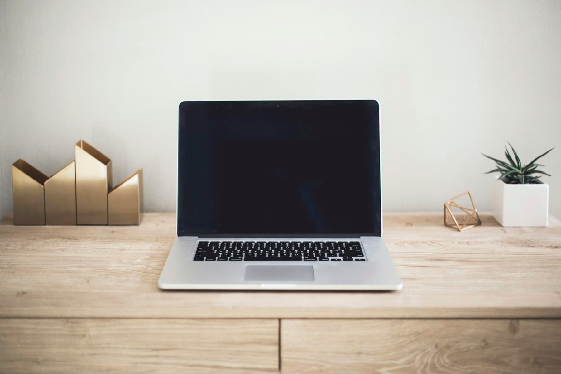 MacBook Pro 15", 2017, photographed by the member